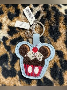 Disney Parks Mickey Icon Cupcake Keychain